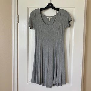 Forever 21 Gray Skater dress sz M